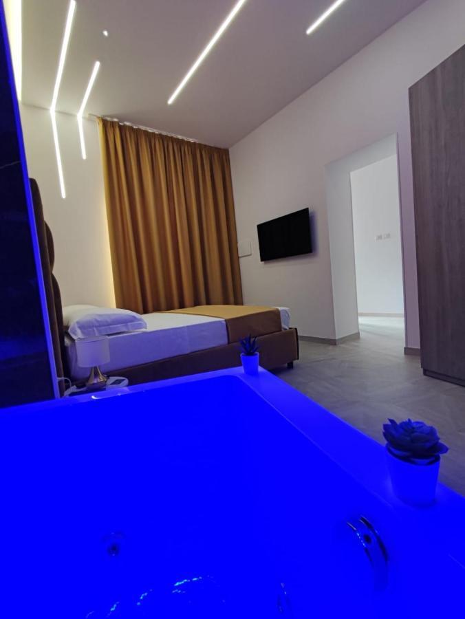 Twin Towers Naples Luxury Bed & Breakfast Exterior foto