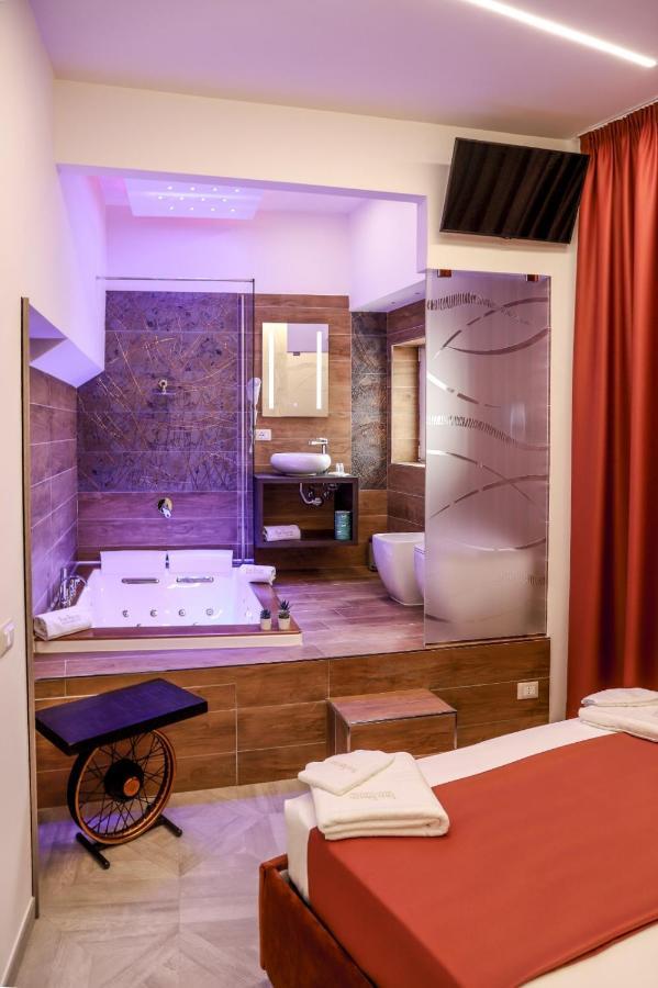 Twin Towers Naples Luxury Bed & Breakfast Exterior foto