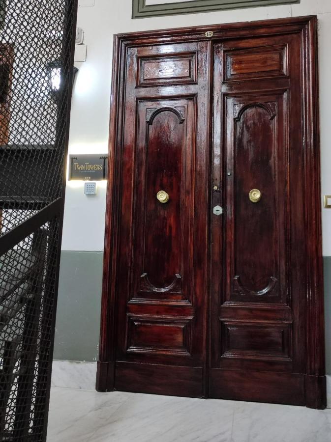 Twin Towers Naples Luxury Bed & Breakfast Exterior foto