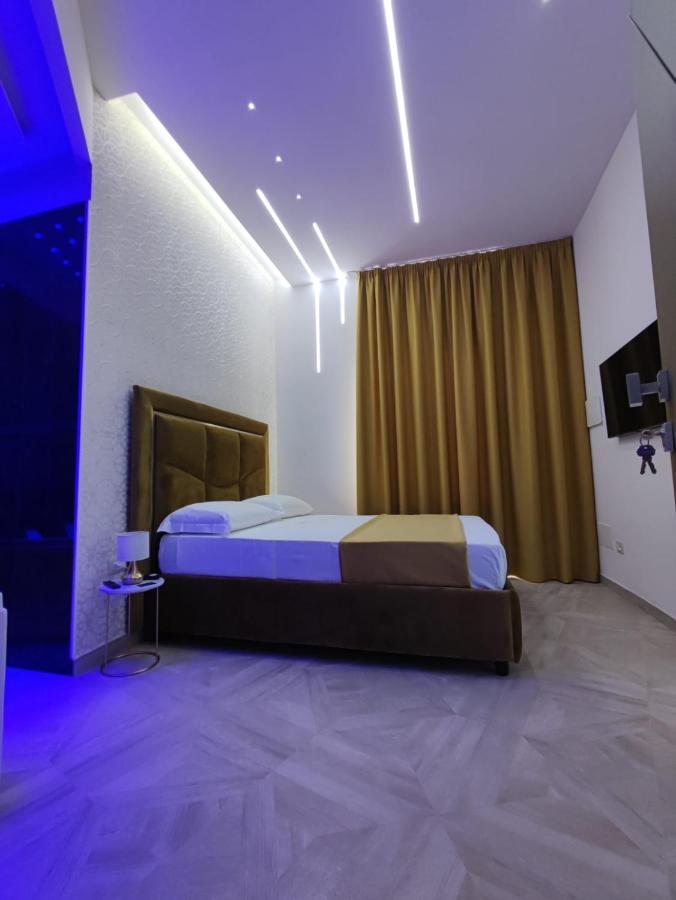 Twin Towers Naples Luxury Bed & Breakfast Exterior foto