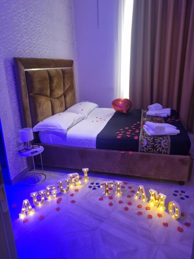 Twin Towers Naples Luxury Bed & Breakfast Exterior foto